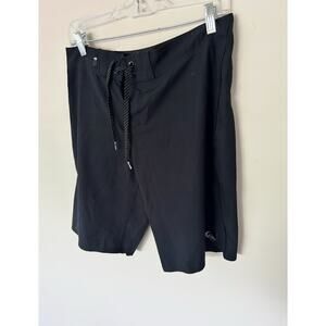 Quicksilver Black Board Shorts Size 30